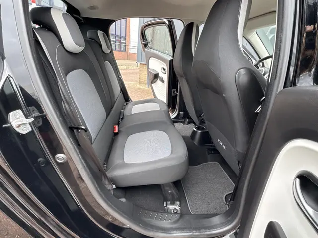 Renault Twingo 1.0 SCe Collection 2015 Benzine 18