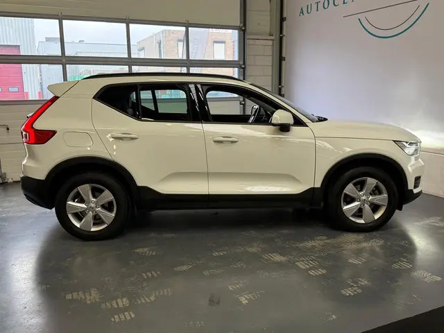 Volvo XC40 1.5 T2 Momentum Automaat 2021 Benzine 4