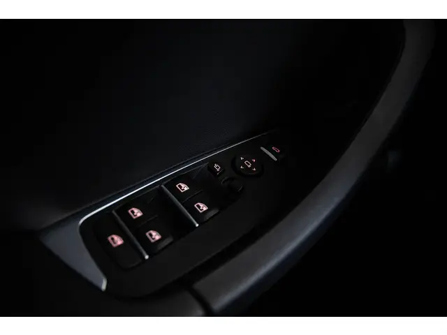 BMW X3 xDrive30e High Executive 2023 Hybride Benzine 34