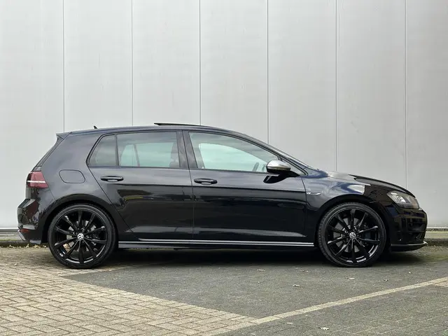 Volkswagen Golf 2.0 TSI R 4Motion 2014 Benzine 2