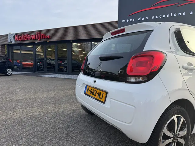 Citroën C1 VTi 72 Shine 2021 Benzine 8