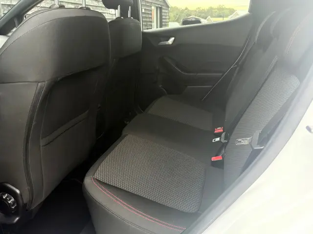 Ford Fiesta 1.0 EcoBoost ST-Line 2019 Benzine 15