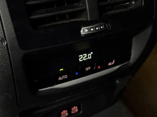 BMW X3 xDrive30e 2022 Hybride Benzine 22