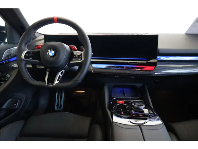 BMW M5 Touring 2026 Hybride Benzine 10