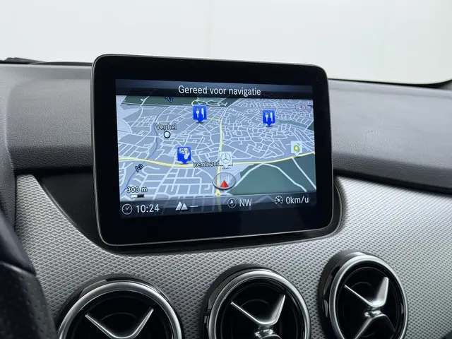 Mercedes-Benz B-Klasse 180 Urban 2019 Benzine 27