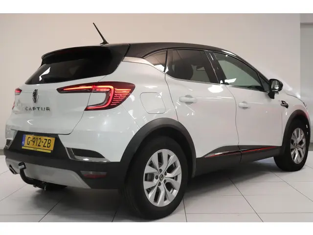 Renault Captur 1.3 TCe 130 Intens 2020 Benzine 2