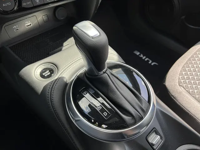 Nissan Juke 1.6 Hybrid N-Design 2025 Hybride Benzine 29