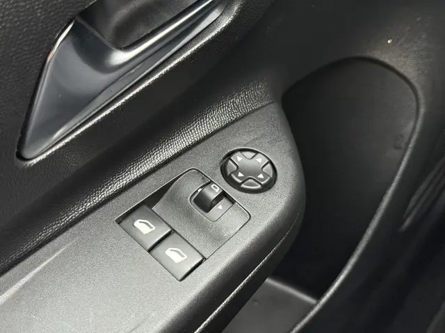 Opel Corsa 1.2 Edition 2020 Benzine 25