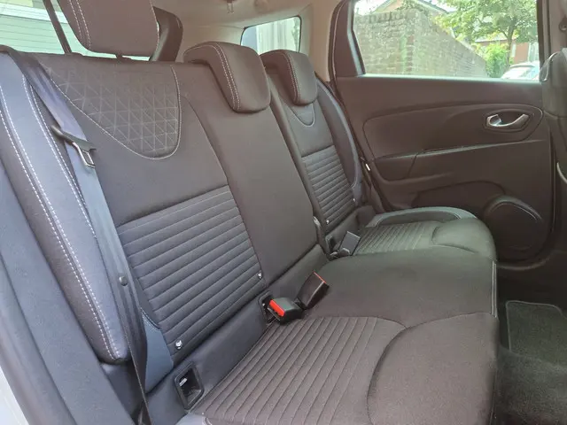 Renault Clio Estate 0.9 TCe Dynamique 2015 Benzine 11