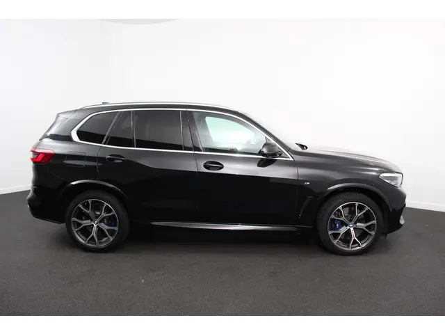 BMW X5 xDrive40i High Executive 2020 Benzine 6