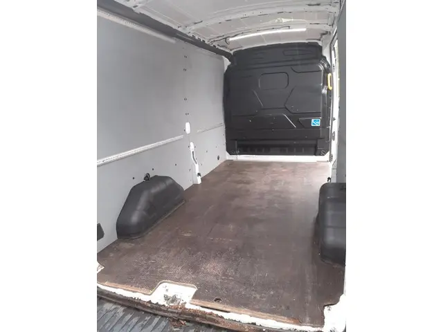 Ford Transit 310 2.0 TDCI L3H2 Trend 2018 Diesel 5