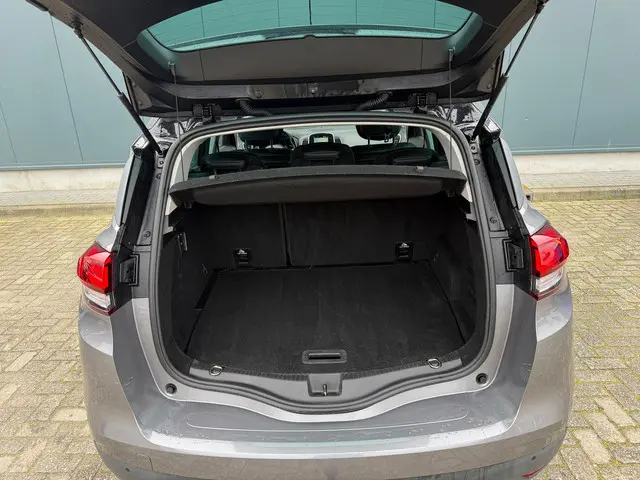 Renault Scénic 1.2 TCe Bose 2017 Benzine 5