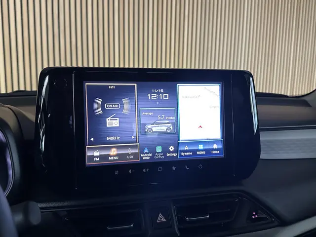 Suzuki Swift 1.2 Select Smart Hybrid 2025 Benzine 16