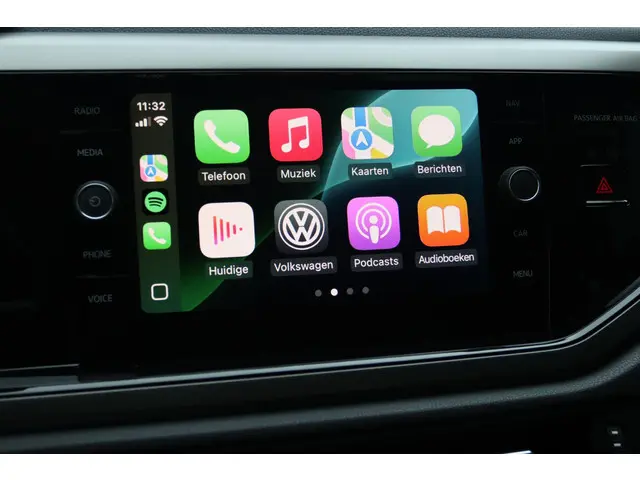 Volkswagen Polo 1.0 TSI COMFORTLINE 2017 Benzine 5
