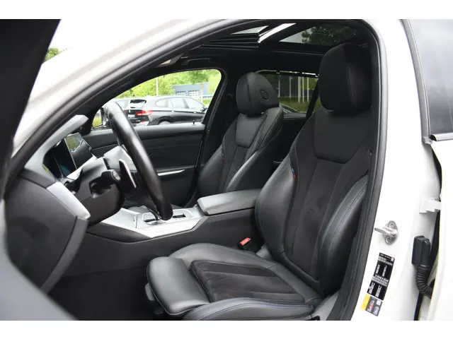 BMW 3 Serie Touring 330e M-Sport 2020 Hybride Benzine 4