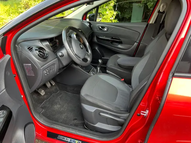 Renault Captur 0.9 TCe Dynamique Camera Navi 2016 Benzine 4