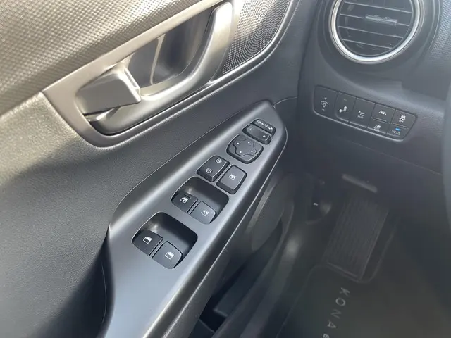 Hyundai Kona EV Premium 64 kWh 2019 Elektrisch 28