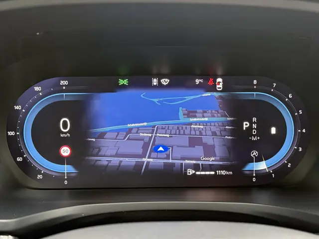 Volvo V60 2.0 B3 Essential Edition 2024 Benzine 7