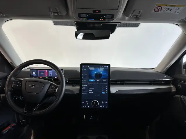 Ford Mustang Mach-E RWD 75 kWh 2021 Elektrisch 3