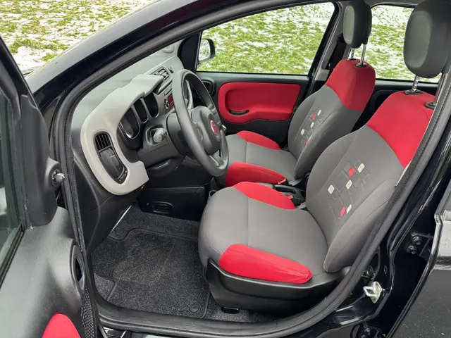 Fiat Panda 0.9 TwinAir Edizione Cool 2013 Benzine 11