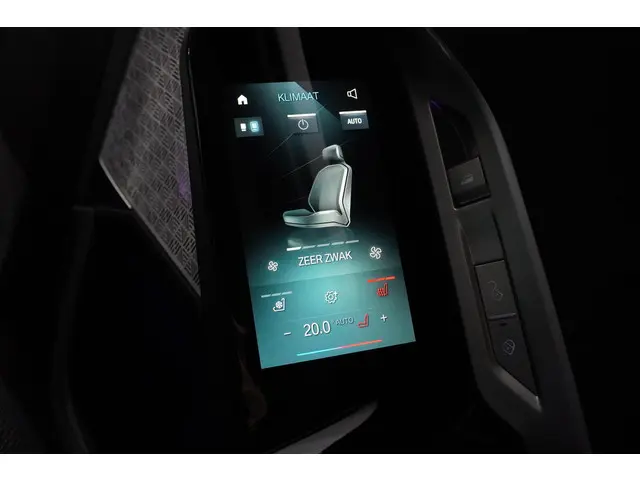 BMW 7 Serie M760e xDrive 2023 Hybride Benzine 22