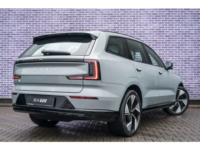 Volvo EX90 Twin Motor Performance Ultra 2025 Elektrisch 18