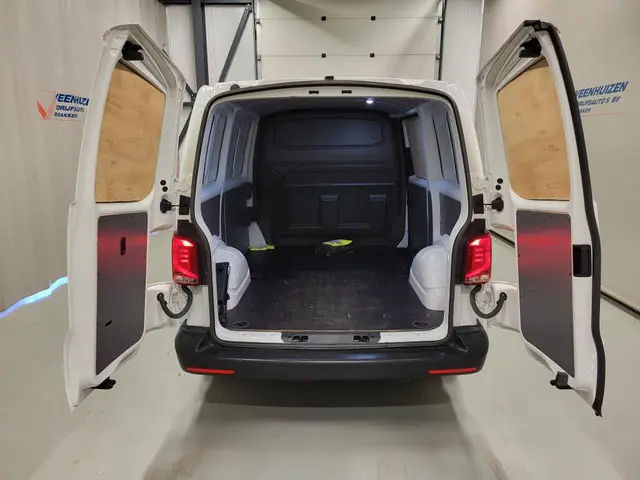 Volkswagen Transporter 2.0TDI 111pk Euro 6! 2024 Diesel 5