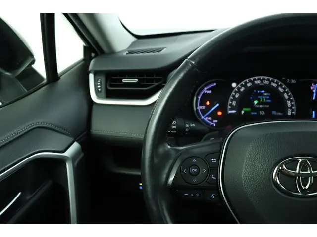 Toyota RAV4 2.5 Hybrid AWD Active 2020 Hybride Benzine 19