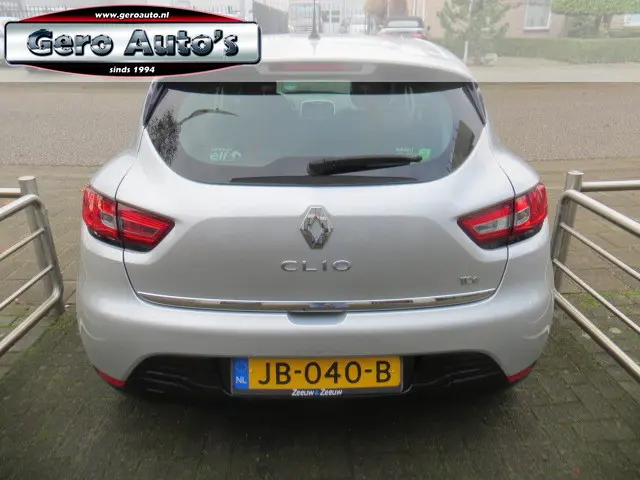 Renault Clio 0.9 TCe Expression 2016 Benzine 12