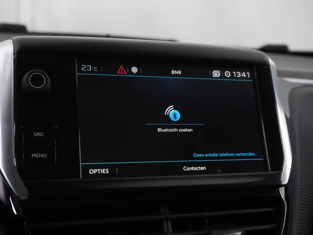 Peugeot 2008 1.2 PureTech Allure 2018 Benzine 26