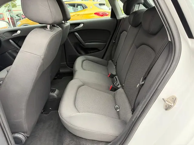 Audi A1 Sportback 1.0 TFSI Adrenalin 2018 Benzine 12