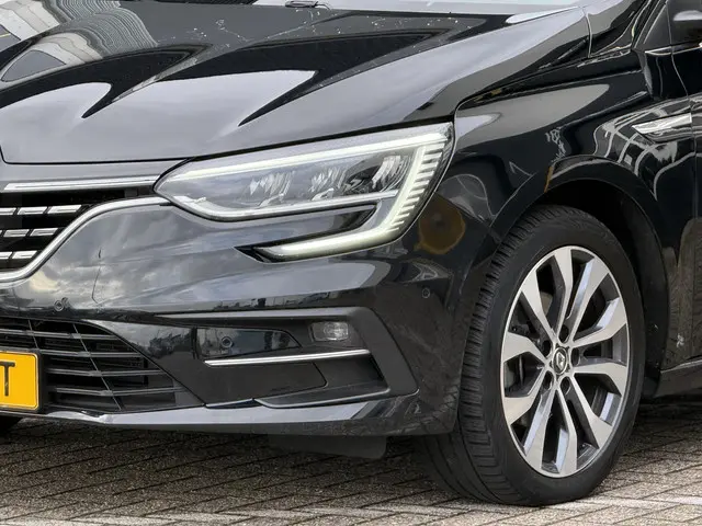 Renault Mégane Estate 1.3 TCe 140 Techno 2023 Benzine 4