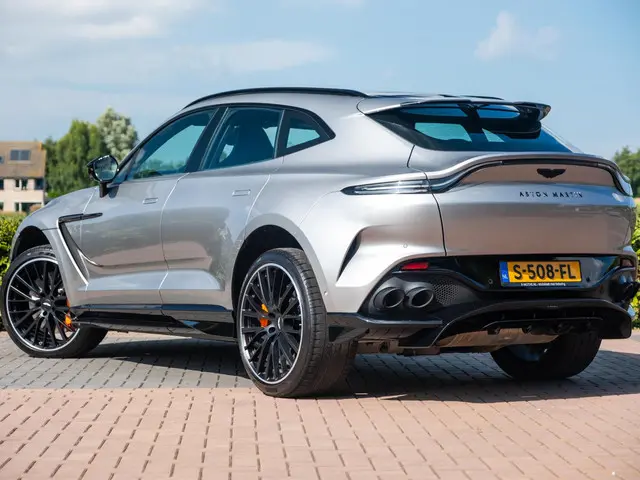 Aston Martin DBX 4.0 V8 707 2023 Benzine 15