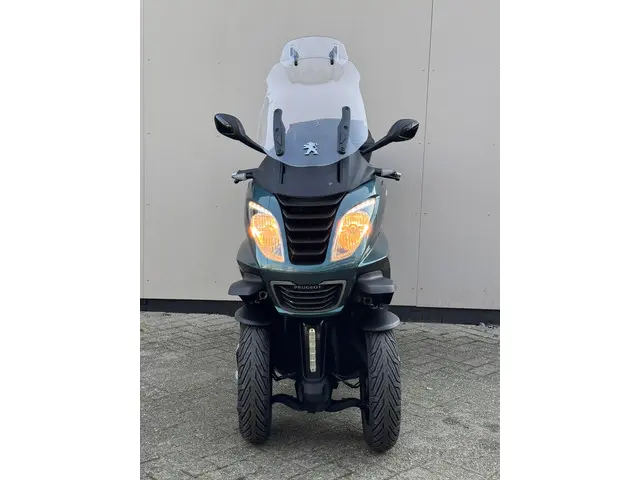 Peugeot Metropolis Scooter RS 2018 Benzine 7