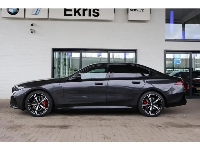 BMW 5 Serie 530e Sedan 2025 Hybride Benzine 5