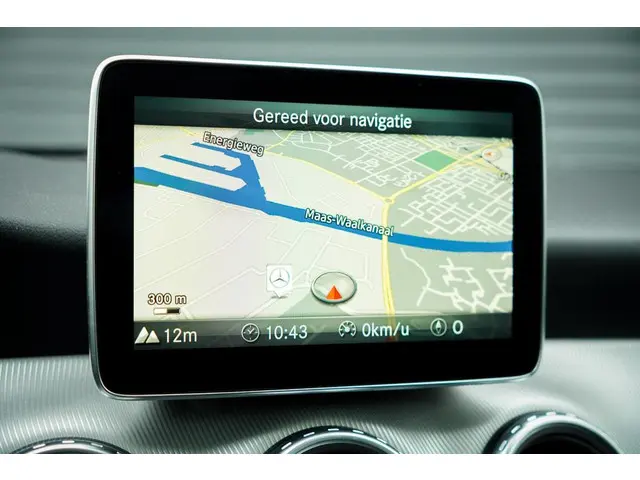 Mercedes-Benz GLA 250 4Matic 2015 Benzine 40