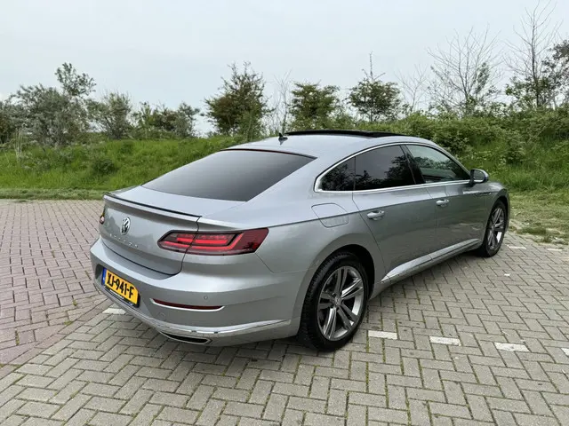Volkswagen Arteon 1.5 TSI Business R 2019 Benzine 3