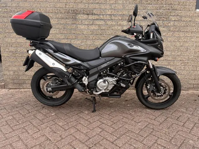 Suzuki V-Strom 2