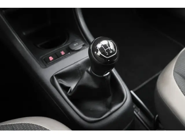 Volkswagen up! 1.0 BMT high up! 2018 Benzine 32