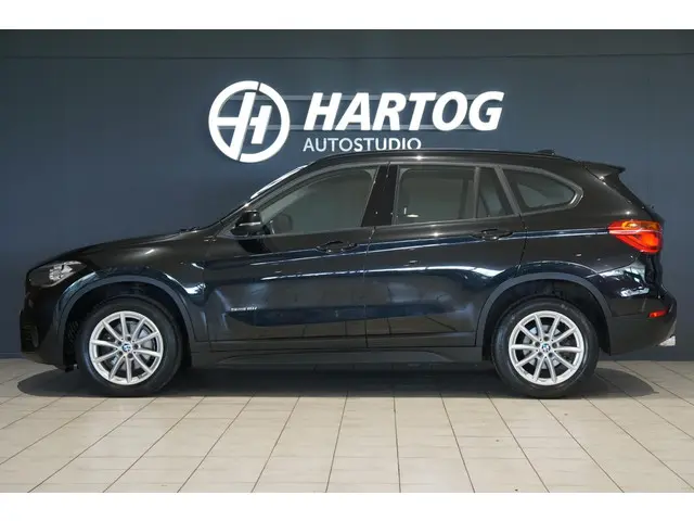 BMW X1 sDrive18i High Executive 2018 Benzine 5