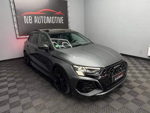 Audi RS3 3