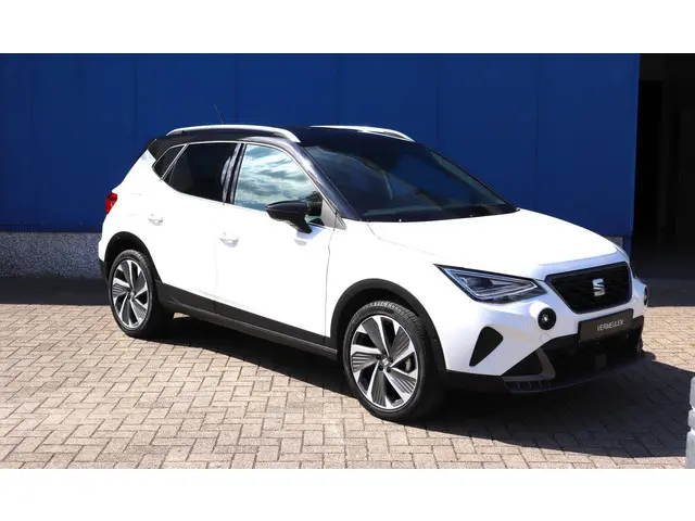 SEAT Arona 1.0 TSI FR Business Connect 2023 Benzine 20