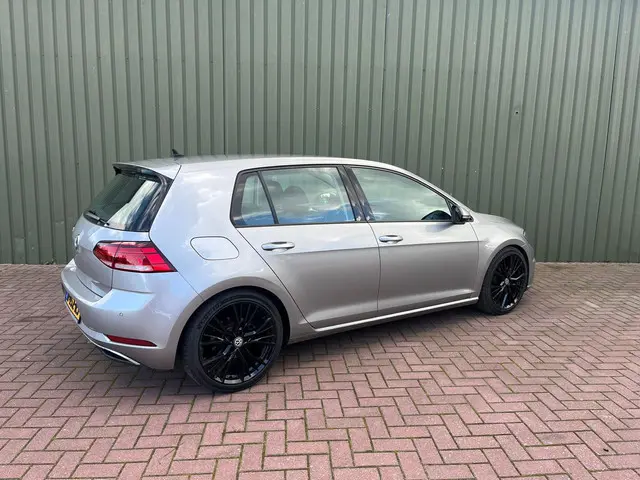 Volkswagen e-Golf e-Golf 2018 Elektrisch 10