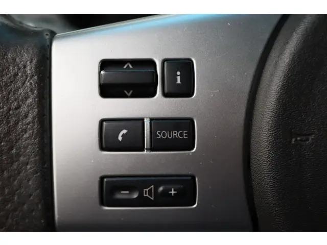Nissan Navara 2.5 dCi SE King Cab 2014 Diesel 27