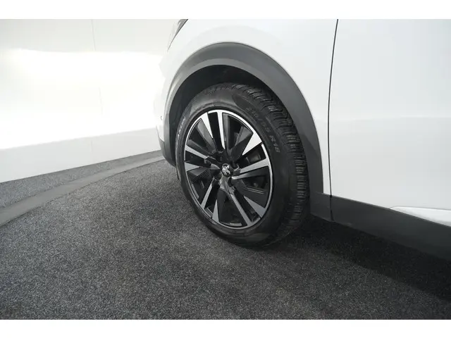 Peugeot e-2008 EV GT Pack 50 kWh 2021 Elektrisch 18