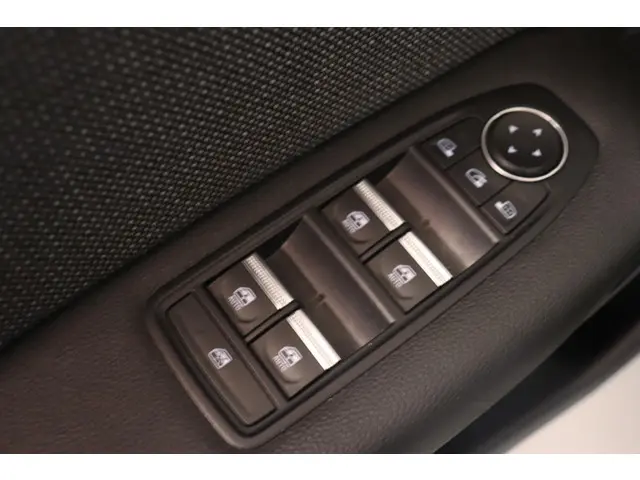 Renault Captur 1.0 TCe 90 techno 2024 Benzine 19