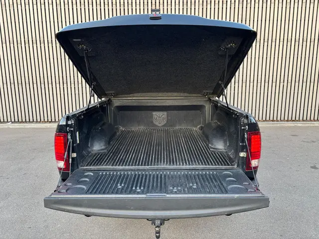 Dodge Ram 1500 5.7 V8 Quad Cab 6'4 - SPORT - LPG 2015 LPG/Gas 22