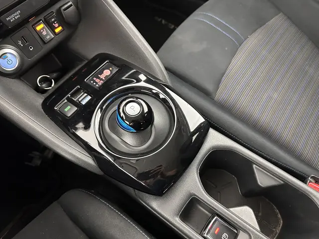 Nissan Leaf 2.ZERO EDITION 40 kWh 2018 Elektrisch 16
