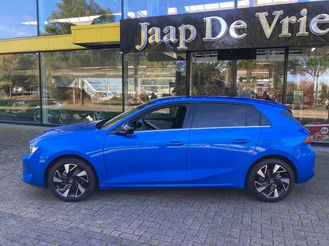 Opel Astra 2