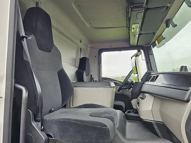 MAN TGL 12.220 2024 Diesel 7